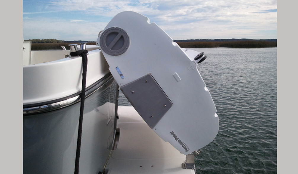 Raised 2 inches Snap Davits installed on the  swim platform 